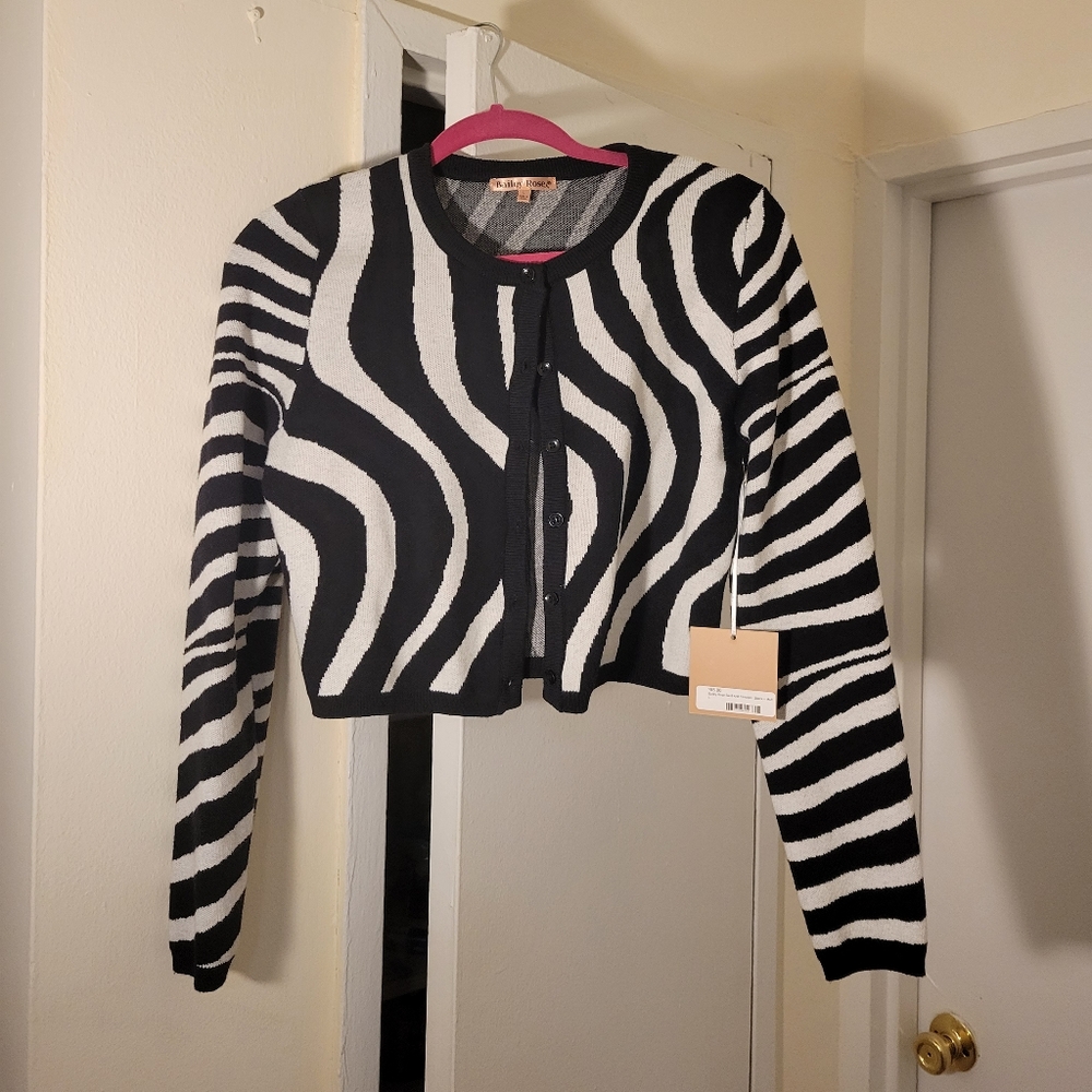 Cropped black and white Bailey & Rose button up cardigan